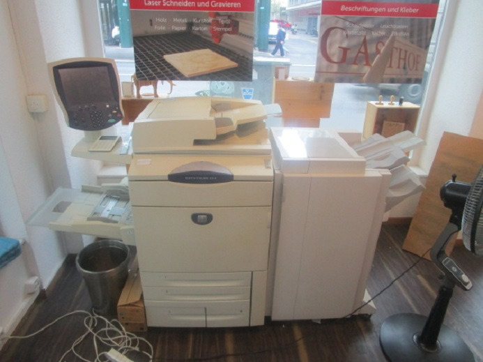 XEROX DC250 (Drucken, Kopieren, Scannen) mit Broschürenfinischer - Máquina de impresión digital: foto 1 XEROX DC250 (Drucken, Kopieren, Scannen) mit Broschürenfinischer - Máquina de impresión digital: foto 1