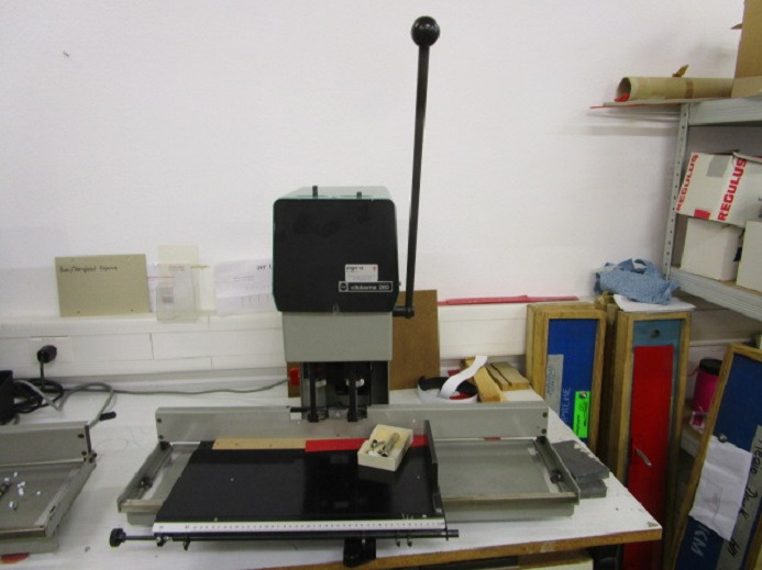 ZWEISPINDELBOHRMASCHINE CITOBORMA 280 - Máquina de impresión: foto 1 ZWEISPINDELBOHRMASCHINE CITOBORMA 280 - Máquina de impresión: foto 1