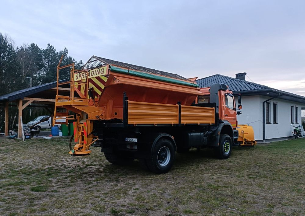 Mercedes-Benz Axor 1824 - Máquina quitanieve: foto 3 Mercedes-Benz Axor 1824 - Máquina quitanieve: foto 3