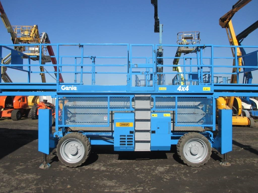 Genie GS 4390 RT - Plataforma de tijeras: foto 1 Genie GS 4390 RT - Plataforma de tijeras: foto 1