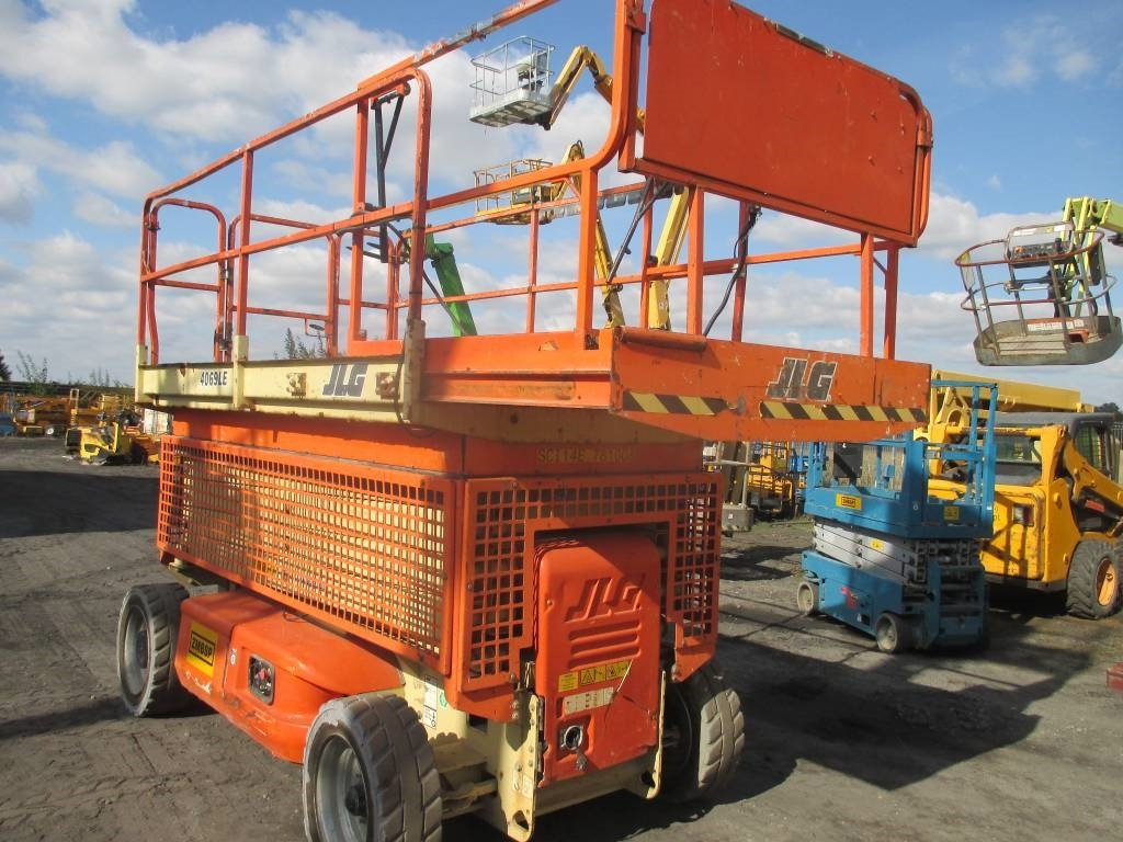 Plataforma de tijeras JLG 4069 LE: foto 9