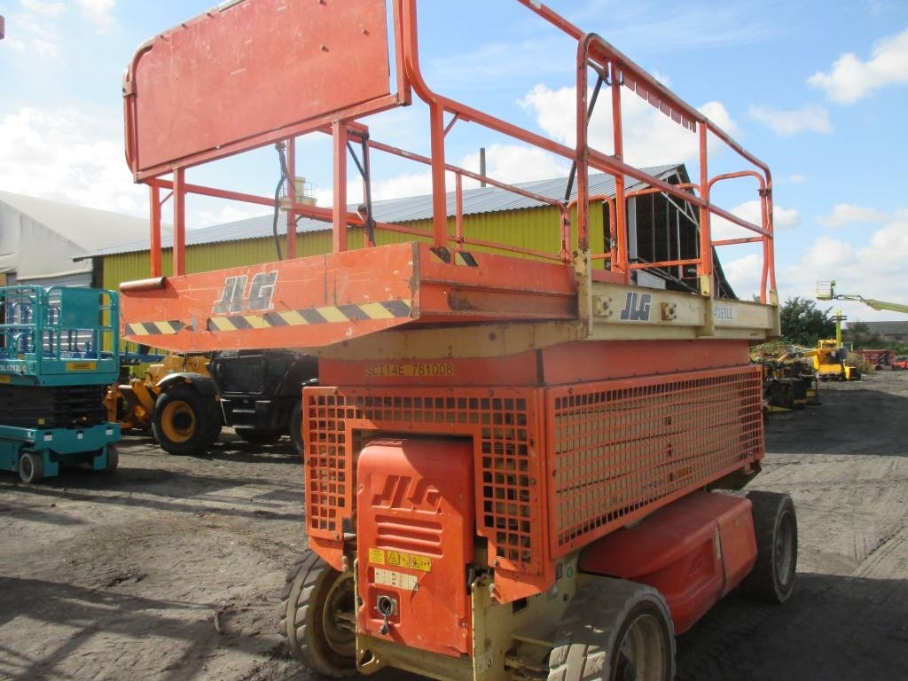 Plataforma de tijeras JLG 4069 LE: foto 7