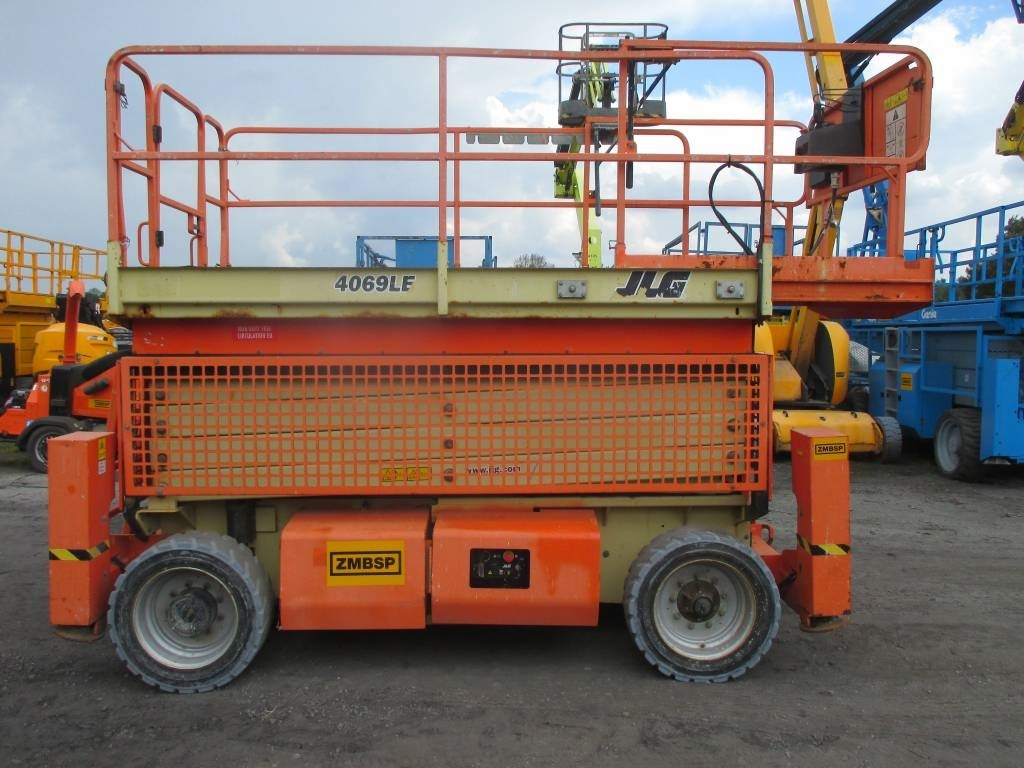 JLG 4069 LE - Plataforma de tijeras: foto 2 JLG 4069 LE - Plataforma de tijeras: foto 2