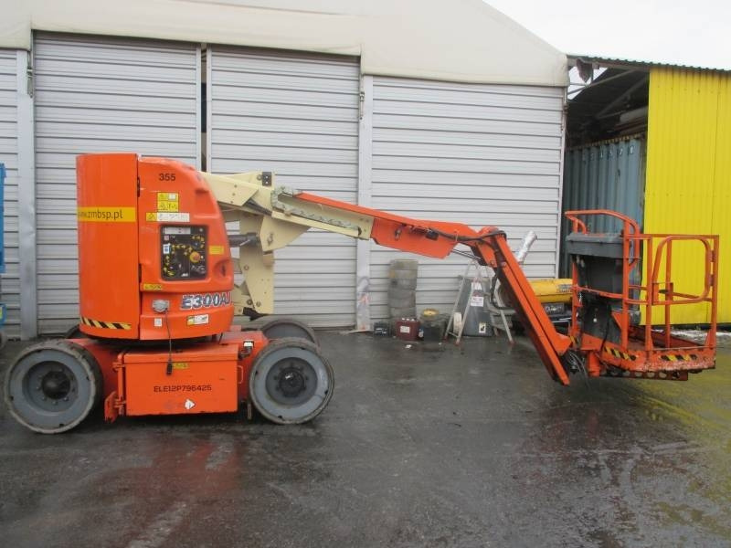 JLG E 300 AJ - Plataforma articulada: foto 1 JLG E 300 AJ - Plataforma articulada: foto 1