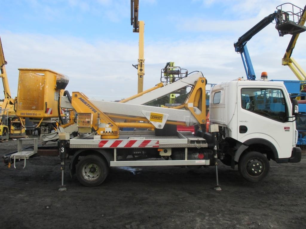 Multitel MX 170 - Camión con plataforma elevadora: foto 2 Multitel MX 170 - Camión con plataforma elevadora: foto 2