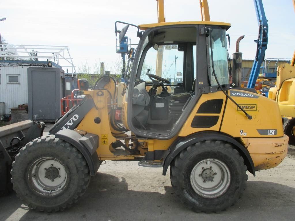 Volvo L 25 F - Cargadora de ruedas: foto 5 Volvo L 25 F - Cargadora de ruedas: foto 5