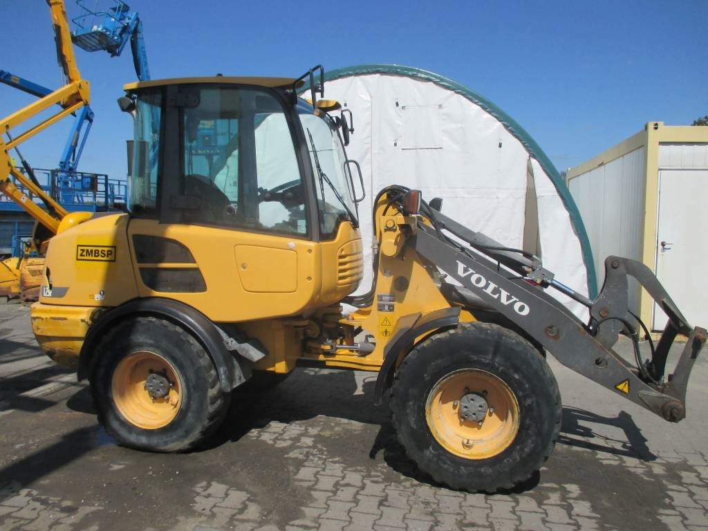 Volvo L 25 F - Cargadora de ruedas: foto 1 Volvo L 25 F - Cargadora de ruedas: foto 1