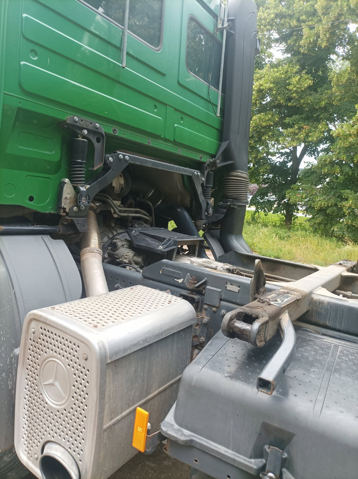 MERCEDES-BENZ ACTROS 18 36 4X4 - Camión volquete: foto 5 MERCEDES-BENZ ACTROS 18 36 4X4 - Camión volquete: foto 5