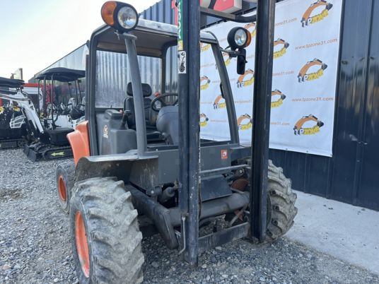 Ausa C200HX4 4X4 à 17900 € HT - Carretilla todo terreno: foto 5 Ausa C200HX4 4X4 à 17900 € HT - Carretilla todo terreno: foto 5