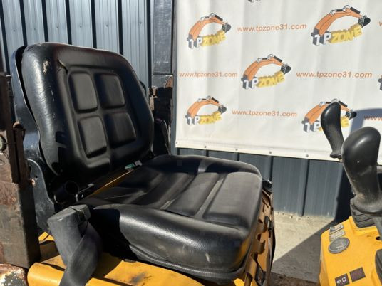 Bobcat E08 à 9 900 € HT - Miniexcavadora: foto 4 Bobcat E08 à 9 900 € HT - Miniexcavadora: foto 4