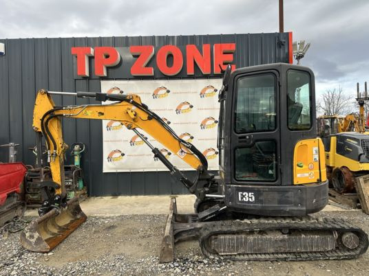 Bobcat E35 CLIM à 22 500 € HT - Miniexcavadora: foto 2 Bobcat E35 CLIM à 22 500 € HT - Miniexcavadora: foto 2