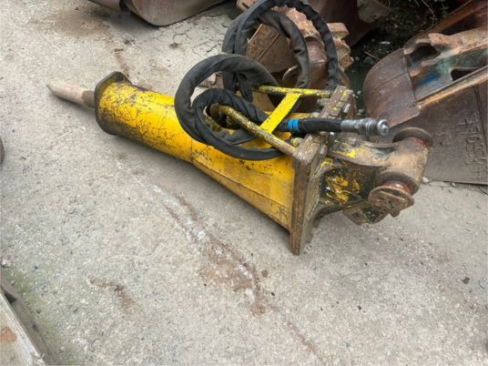 Brh montabert - SC22 - Martillo hidráulico: foto 4 Brh montabert - SC22 - Martillo hidráulico: foto 4