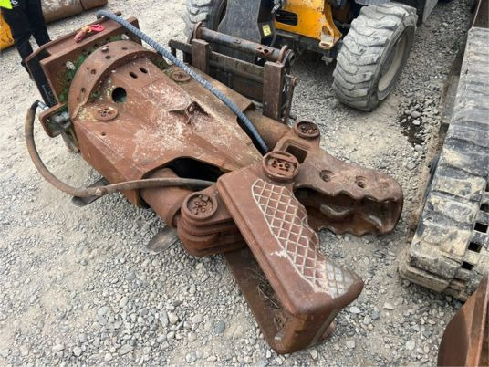 Croc béton montabert pelle 20T à 30T - Cizalla de demolición: foto 1 Croc béton montabert pelle 20T à 30T - Cizalla de demolición: foto 1