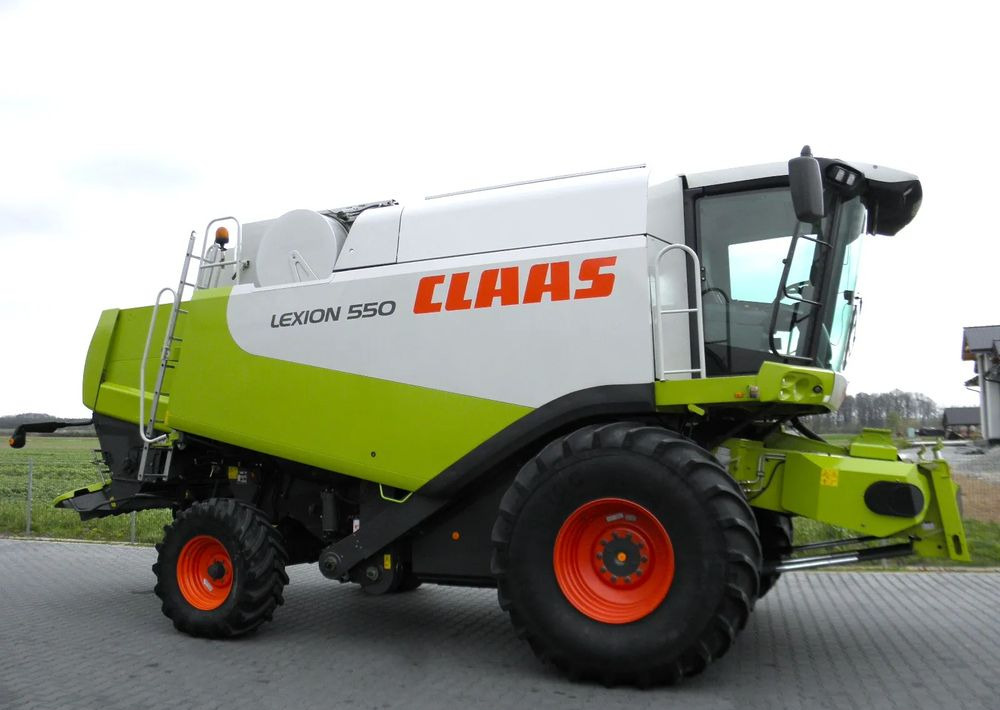 Claas Lexion 550 2008 Rok, Nowsza Wersja, Nie Malowany, Stan Idealny - Cosechadora de granos: foto 2 Claas Lexion 550 2008 Rok, Nowsza Wersja, Nie Malowany, Stan Idealny - Cosechadora de granos: foto 2