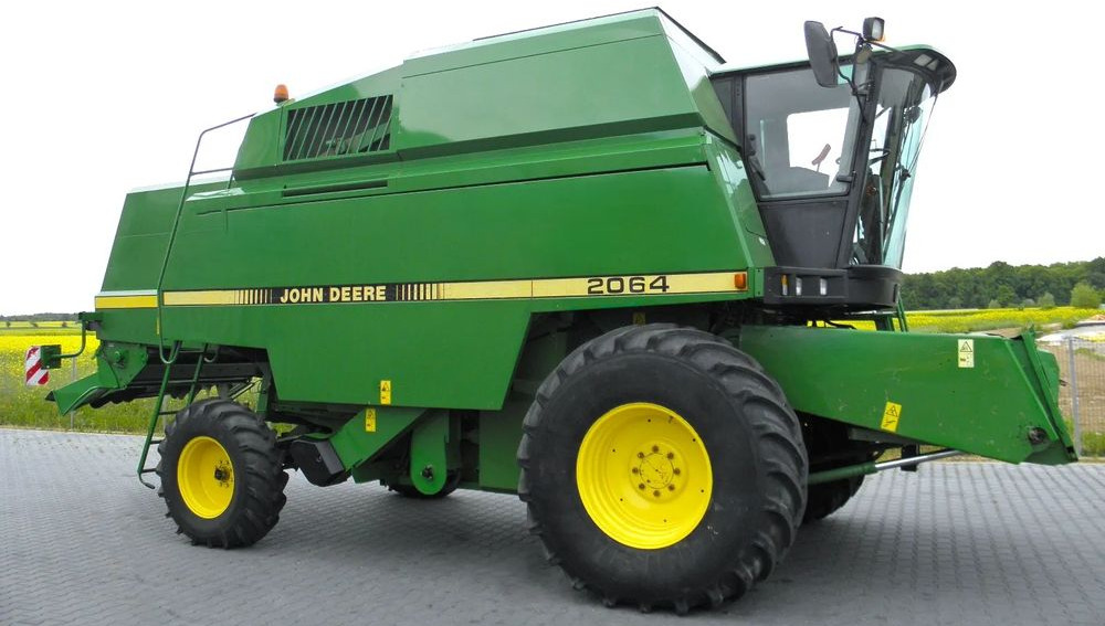 John Deere 2064 1996 Rok, Nie Malowany, Stan Bardzo Dobry, CENA BRUTTO-UMOWA KUPNA SPRZEDAZY - Cosechadora de granos: foto 4 John Deere 2064 1996 Rok, Nie Malowany, Stan Bardzo Dobry, CENA BRUTTO-UMOWA KUPNA SPRZEDAZY - Cosechadora de granos: foto 4