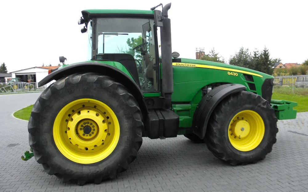 Leasing de  John Deere 8430 2008 Rok, Nie Malowany, Stan Bardzo Dobry John Deere 8430 2008 Rok, Nie Malowany, Stan Bardzo Dobry: foto 11