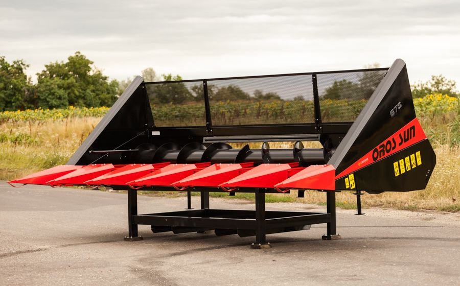 Oros SUN 876 8 rzędowy, Nowe Przystawki do zbioru słonecznika, - Cabezal de girasol: foto 4 Oros SUN 876 8 rzędowy, Nowe Przystawki do zbioru słonecznika, - Cabezal de girasol: foto 4