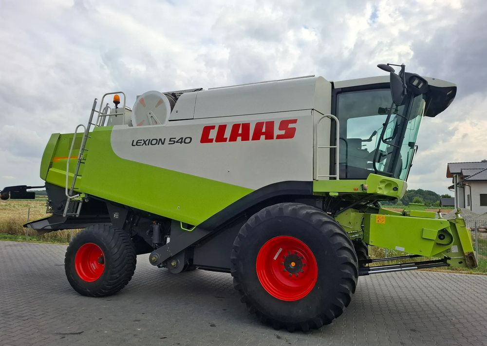 Claas Lexion 540 heder 6.6 m, Nie Malowany, Stan Bardzo Dobry - Otra maquinaria: foto 1 Claas Lexion 540 heder 6.6 m, Nie Malowany, Stan Bardzo Dobry - Otra maquinaria: foto 1
