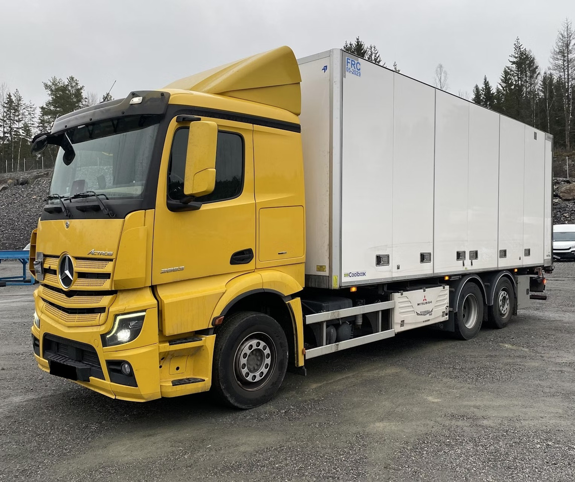 MERCEDES-BENZ Atego 2853 - Camión frigorífico: foto 1 MERCEDES-BENZ Atego 2853 - Camión frigorífico: foto 1