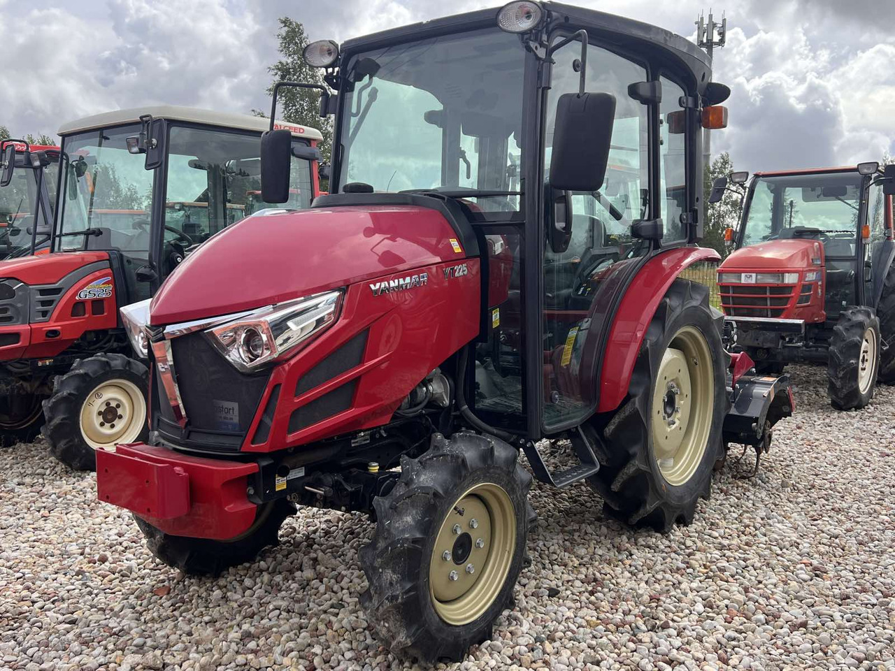 Yanmar YT225 - Mini tractor: foto 1 Yanmar YT225 - Mini tractor: foto 1