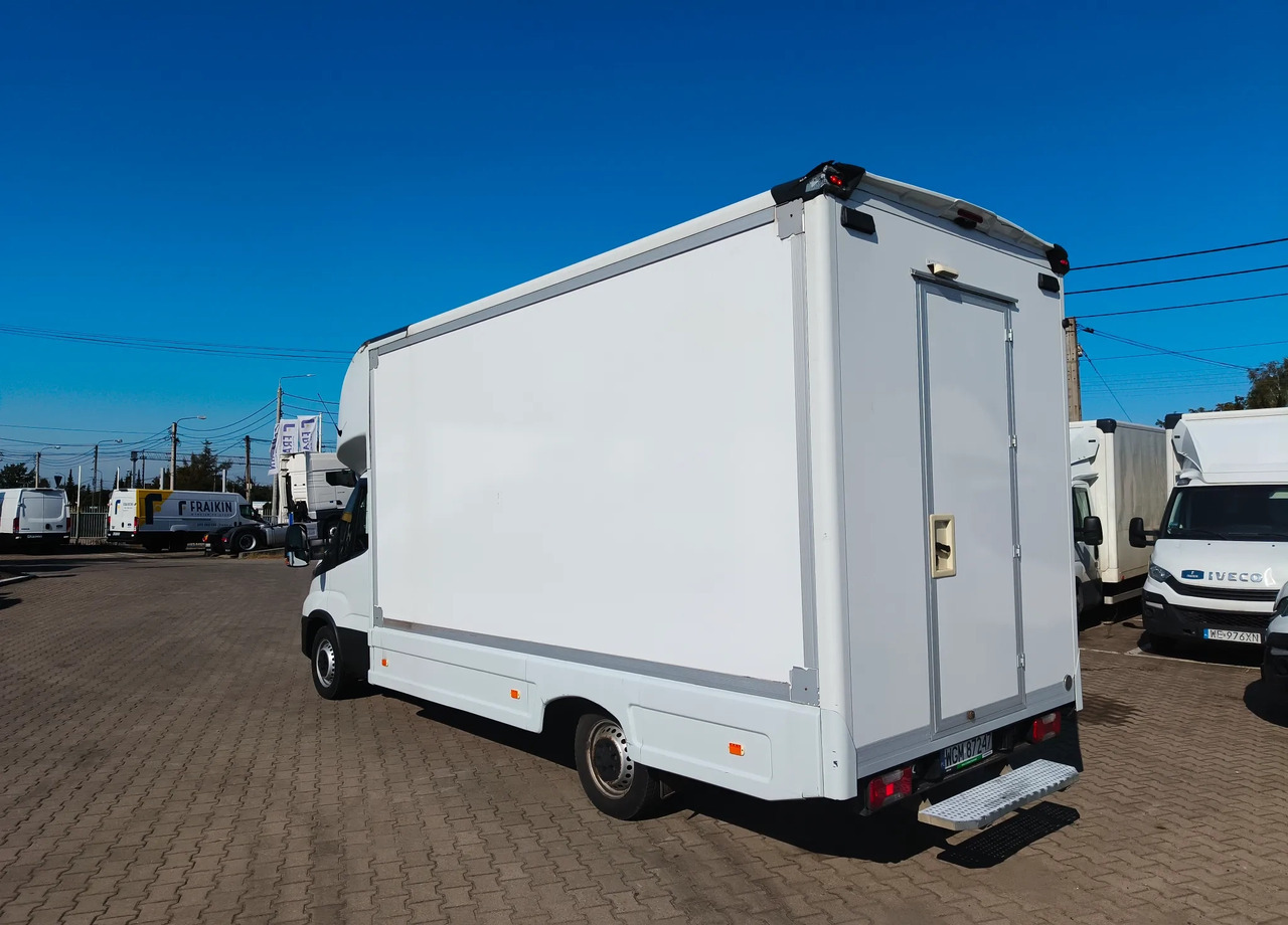 IVECO DAILY 35S14 - Furgoneta caja cerrada: foto 4 IVECO DAILY 35S14 - Furgoneta caja cerrada: foto 4