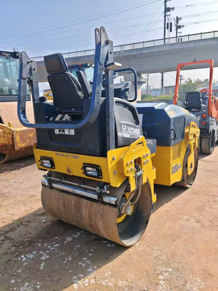 XCMG XMR353E - Mini compactadora: foto 3 XCMG XMR353E - Mini compactadora: foto 3