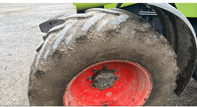 CLAAS ARION 610 - Tractor: foto 3 CLAAS ARION 610 - Tractor: foto 3