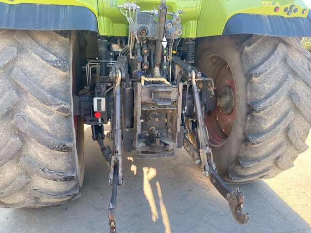 CLAAS ARION 640 CIS - Tractor: foto 5 CLAAS ARION 640 CIS - Tractor: foto 5