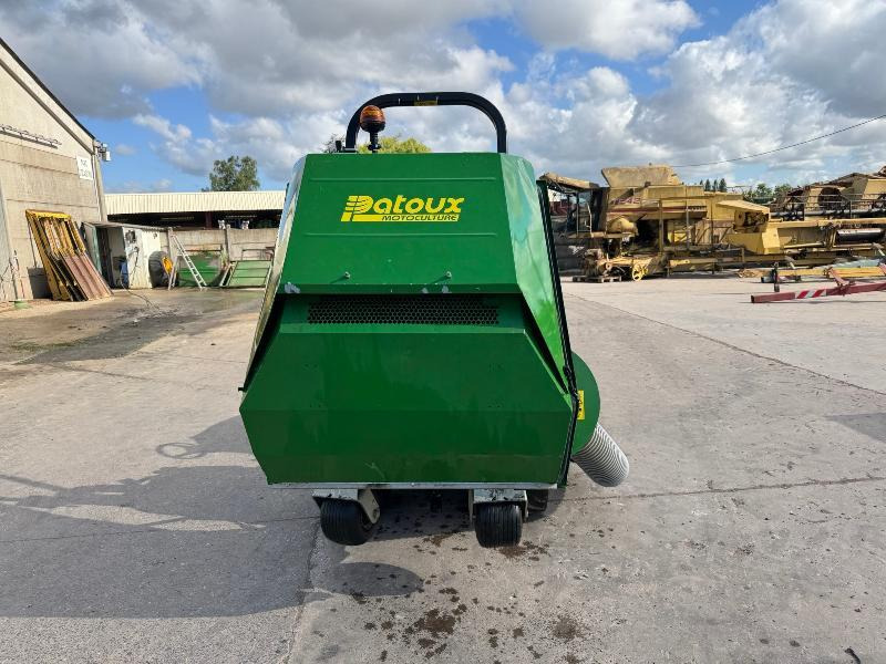 JOHN DEERE 1026R - Tractor: foto 3 JOHN DEERE 1026R - Tractor: foto 3