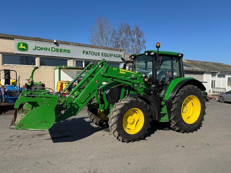 JOHN DEERE 6120M - Tractor: foto 1 JOHN DEERE 6120M - Tractor: foto 1