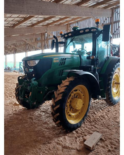 JOHN DEERE 6155R - Tractor: foto 1 JOHN DEERE 6155R - Tractor: foto 1