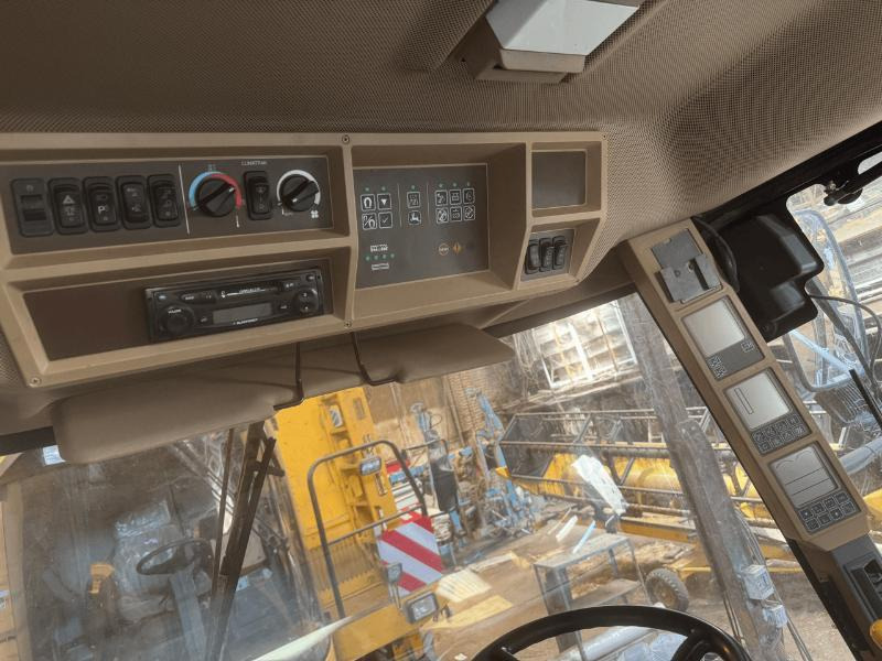 JOHN DEERE 7400 4RM - Cosechadora de forraje: foto 3 JOHN DEERE 7400 4RM - Cosechadora de forraje: foto 3