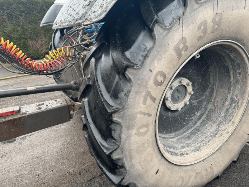 VALTRA T175 EA - Tractor: foto 3 VALTRA T175 EA - Tractor: foto 3