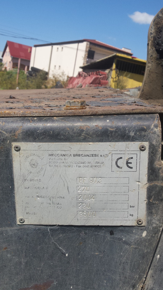 BM BF 90.3 Crusher bucket - Cazo para Maquinaria de construcción: foto 4 BM BF 90.3 Crusher bucket - Cazo para Maquinaria de construcción: foto 4