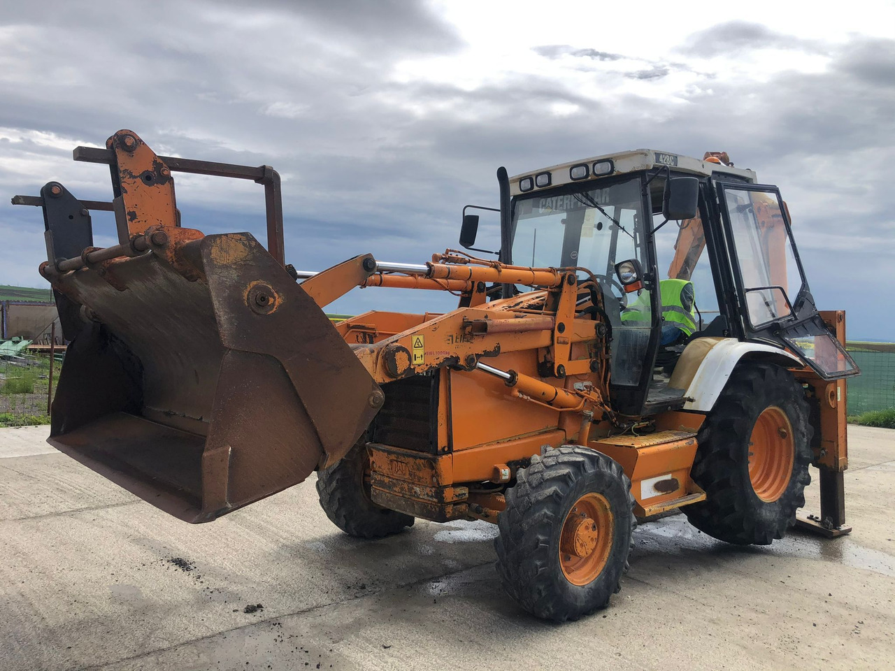 CATERPILLAR 428 C TERRACING EQUIPMENT BULLDOEXCAVATOR - Retroexcavadora: foto 1 CATERPILLAR 428 C TERRACING EQUIPMENT BULLDOEXCAVATOR - Retroexcavadora: foto 1