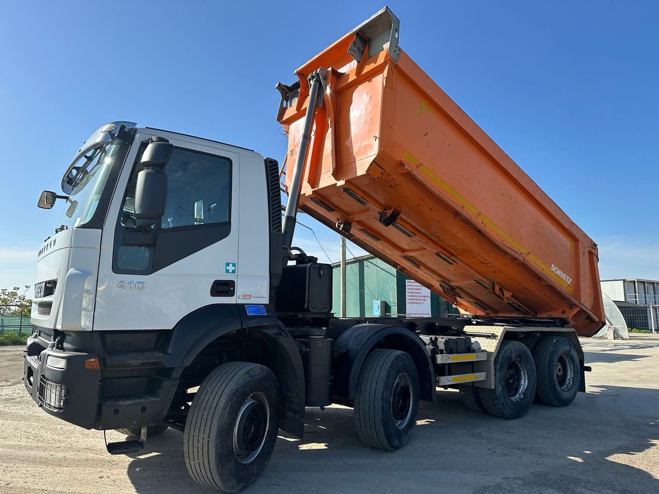 Iveco Trakker Tipper - Camión volquete: foto 2 Iveco Trakker Tipper - Camión volquete: foto 2