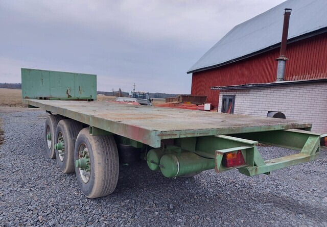 Jalkalavakärry 3-akselinen ilma-alustainen. - Remolque plataforma/ Caja abierta: foto 5 Jalkalavakärry 3-akselinen ilma-alustainen. - Remolque plataforma/ Caja abierta: foto 5