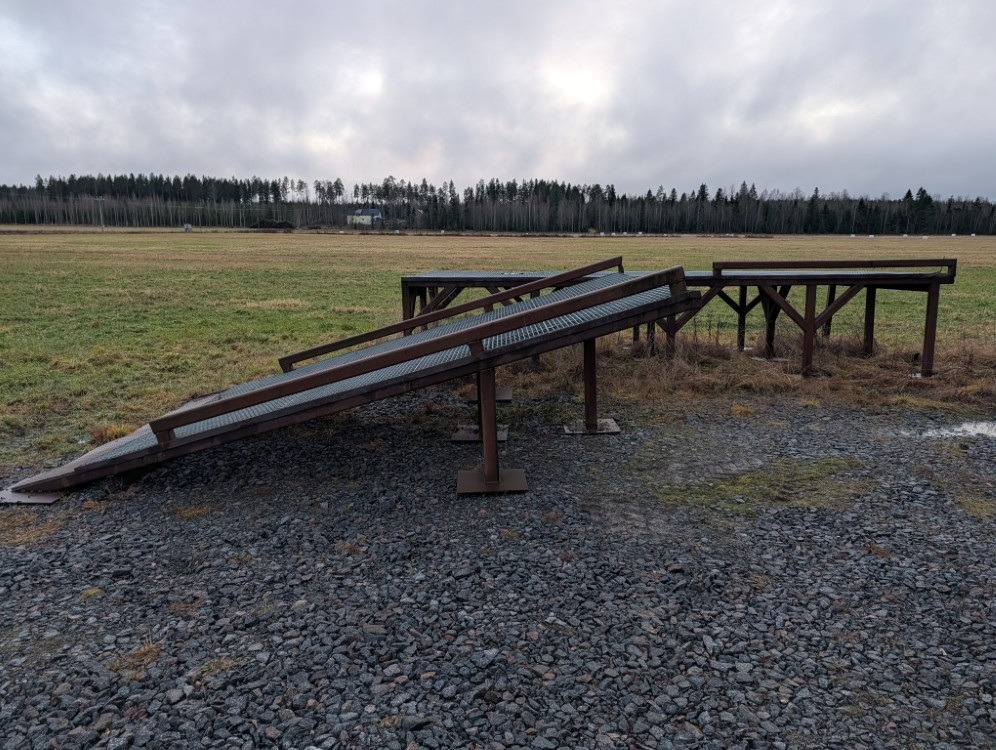 Lastausramppi 12m, leveys 300 cm - Rampa de carga: foto 4 Lastausramppi 12m, leveys 300 cm - Rampa de carga: foto 4