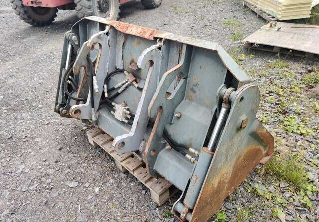 Monitoimikauha kynsillä 173cm CAT-kurottajan sovitteella - Cazo cargador: foto 2 Monitoimikauha kynsillä 173cm CAT-kurottajan sovitteella - Cazo cargador: foto 2