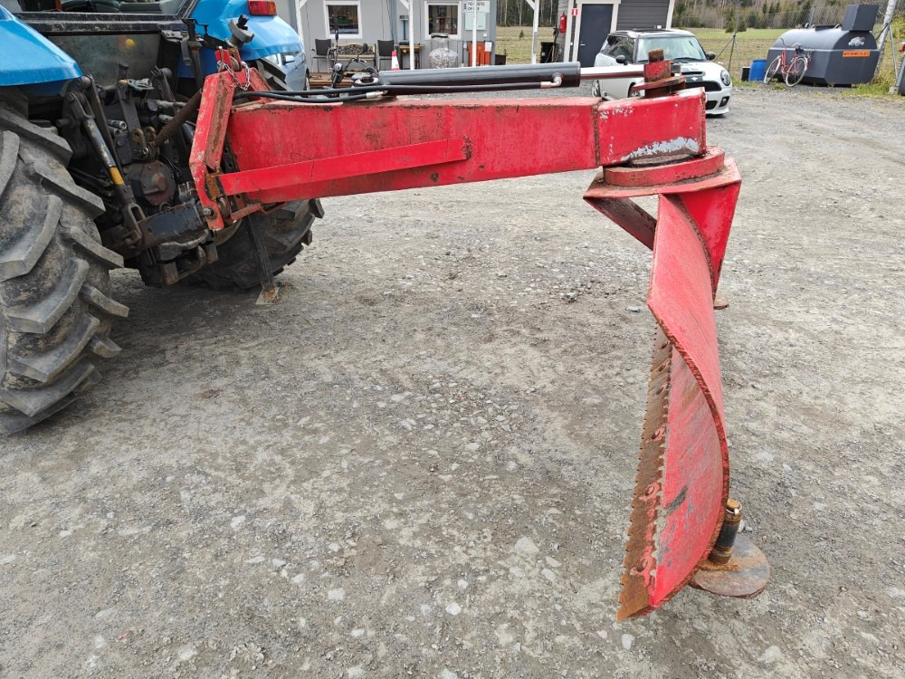 Perälevy 250cm Hydraulinen kääntö - Hoja de bulldozer para Tractor: foto 4 Perälevy 250cm Hydraulinen kääntö - Hoja de bulldozer para Tractor: foto 4