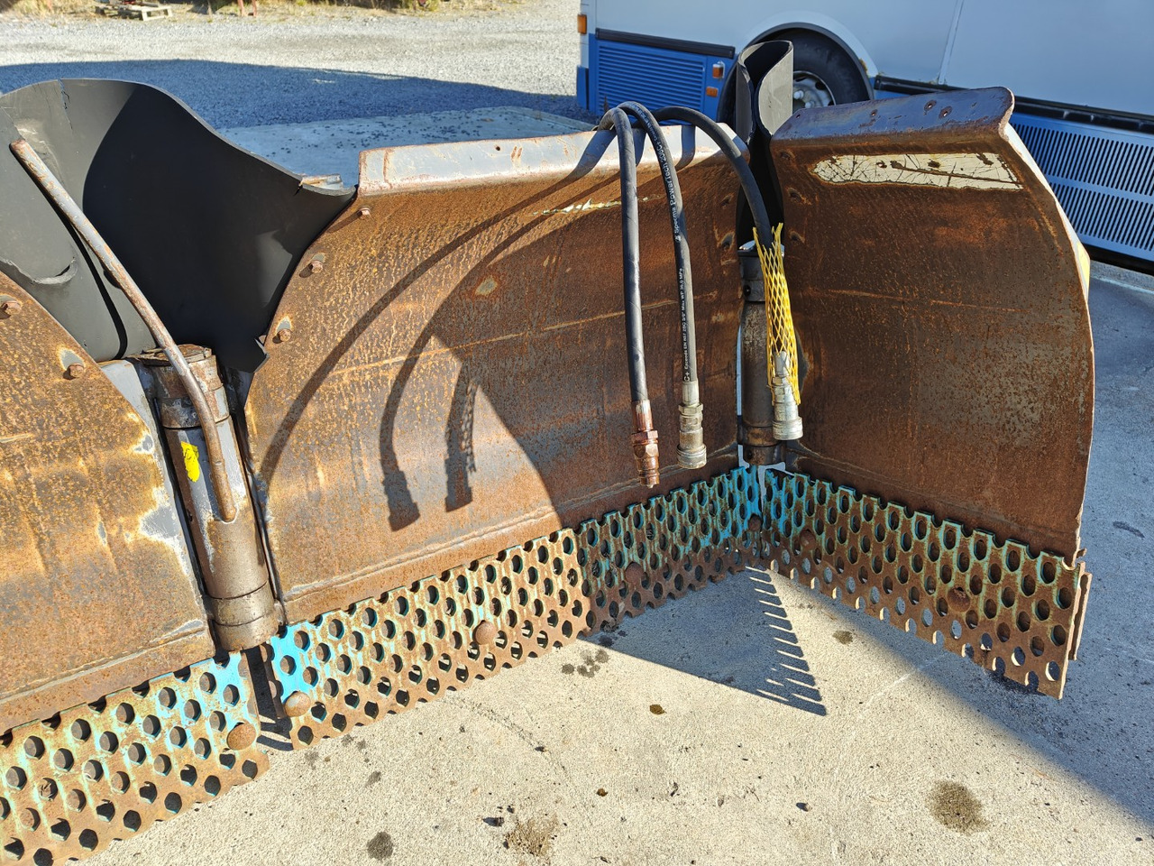 Pome U-aura 320cm - Cuchilla quitanieves para Vehículo municipal: foto 5 Pome U-aura 320cm - Cuchilla quitanieves para Vehículo municipal: foto 5