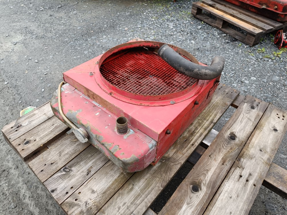 Sampo 410 jäähdytin - Radiador para Cosechadora de granos: foto 4 Sampo 410 jäähdytin - Radiador para Cosechadora de granos: foto 4