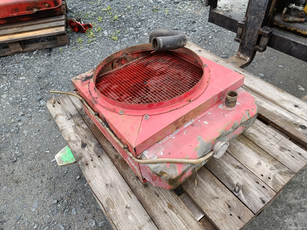 Sampo 410 jäähdytin - Radiador para Cosechadora de granos: foto 2 Sampo 410 jäähdytin - Radiador para Cosechadora de granos: foto 2