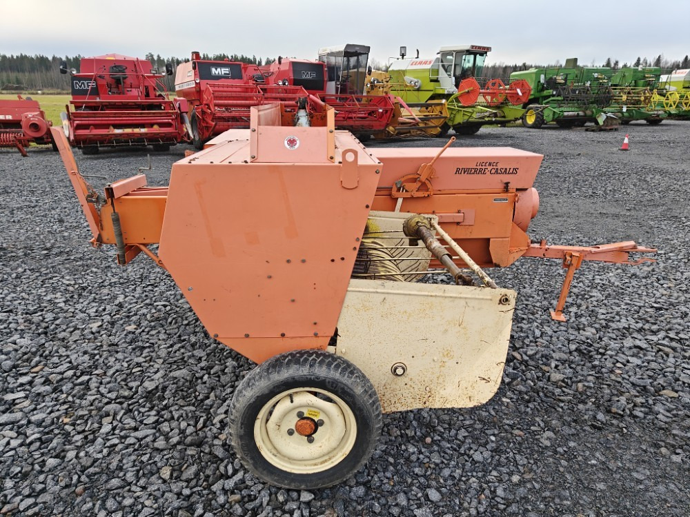 Wärtsilä Rivierra Casalis PHP150 - Empacadora de pacas cuadradas: foto 2 Wärtsilä Rivierra Casalis PHP150 - Empacadora de pacas cuadradas: foto 2