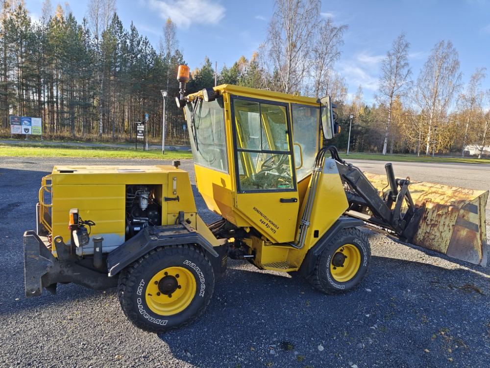 Wille 445 - Tractor municipal: foto 4 Wille 445 - Tractor municipal: foto 4