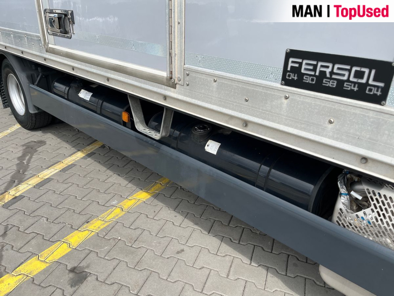 Camión caja cerrada MAN TGL 12.250 4x2 BL CH: foto 6