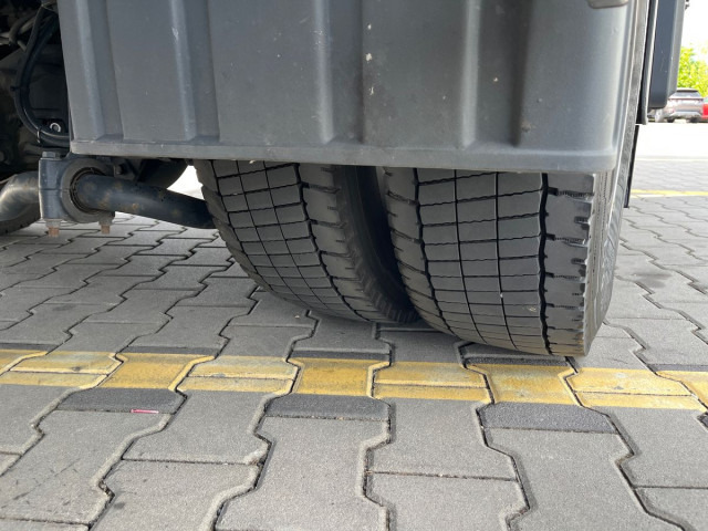 MAN TGL 12.250 4x2 BL CH - Camión caja cerrada: foto 5 MAN TGL 12.250 4x2 BL CH - Camión caja cerrada: foto 5