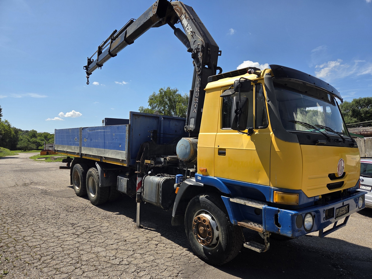 TATRA T815 260R11 6x6 + HIAB 250 - Camión caja abierta, Camión grúa: foto 3 TATRA T815 260R11 6x6 + HIAB 250 - Camión caja abierta, Camión grúa: foto 3