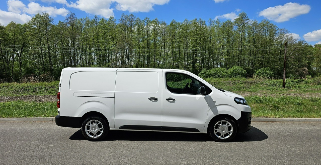Opel Vivaro 2,0 Diesel | 160 tyś.km | Stan bdb! - Furgón: foto 4 Opel Vivaro 2,0 Diesel | 160 tyś.km | Stan bdb! - Furgón: foto 4