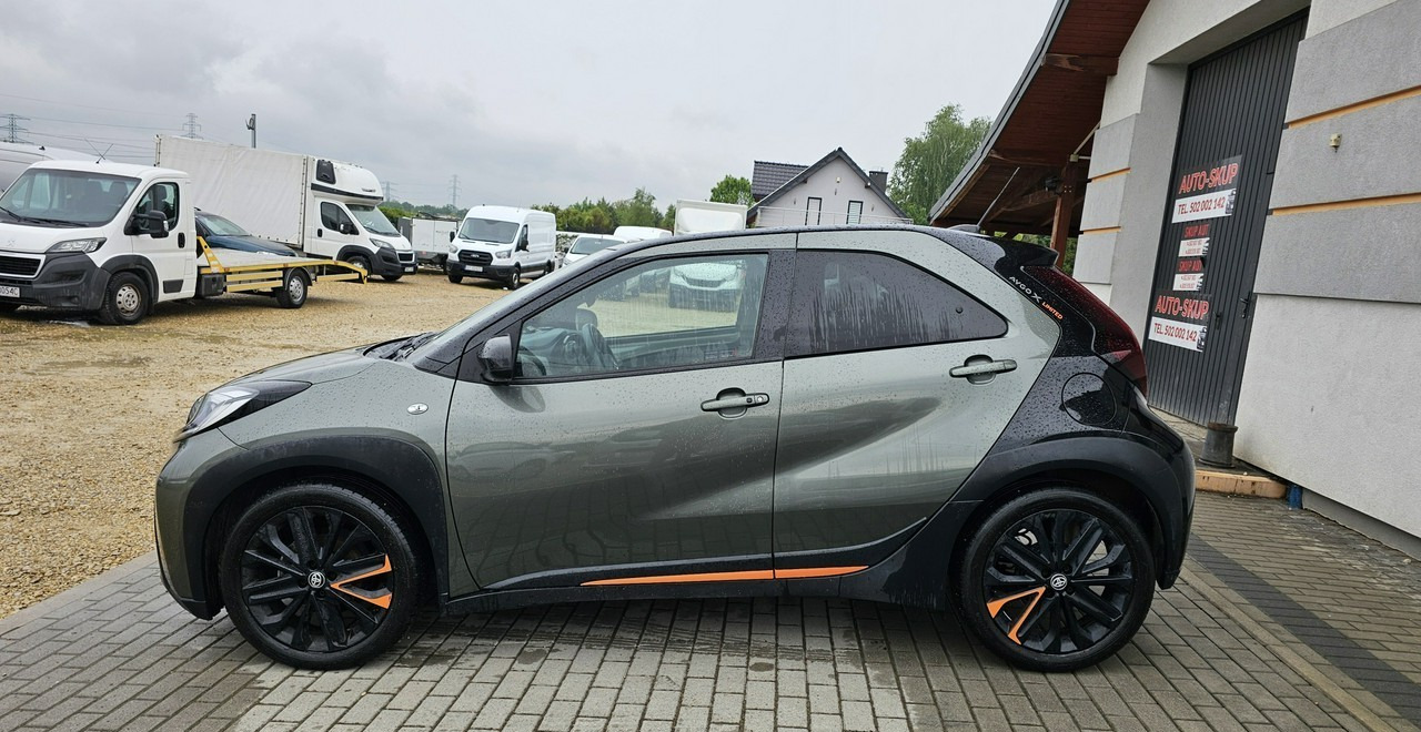 Toyota Aygo II Aygo X Aygo x cross limited automat 25tyś - Coche: foto 4 Toyota Aygo II Aygo X Aygo x cross limited automat 25tyś - Coche: foto 4
